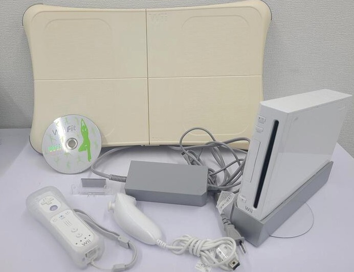 Yahoo!オークション -Wii本体(Wii)の落札相場・落札価格(3ページ目)