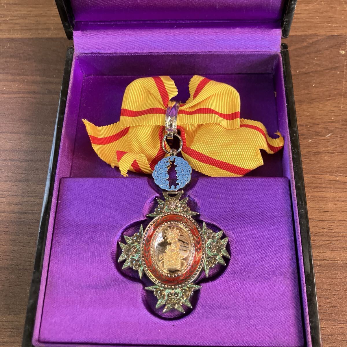 Yahoo!オークション -「宝冠章」(ミリタリー) の落札相場・落札価格