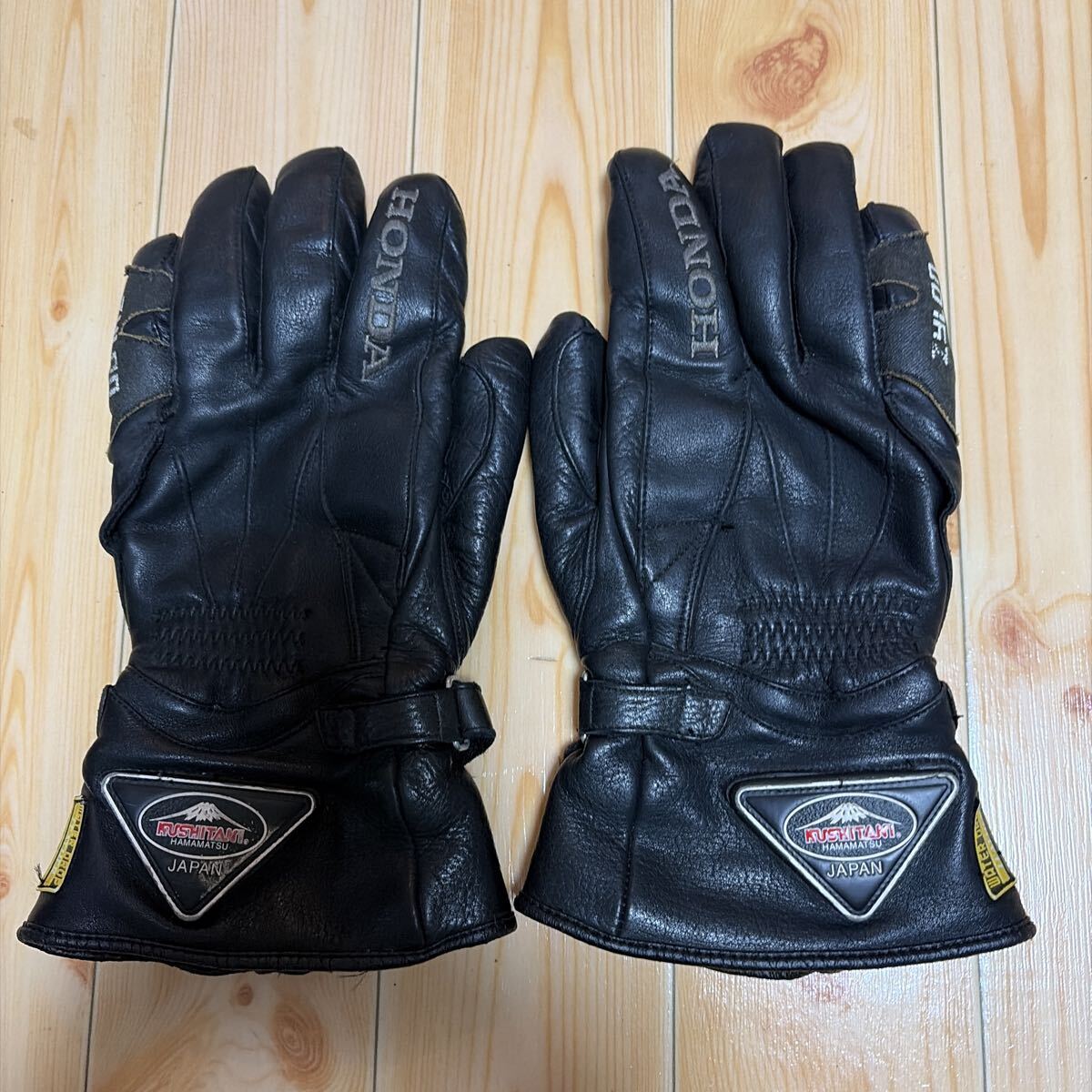 Yahoo!オークション -「クシタニ グローブ ゴアテックス」の落札相場