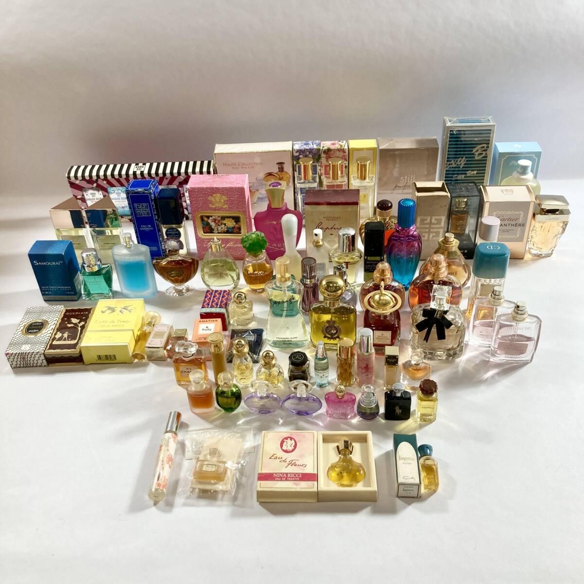 Yahoo!オークション -「大量まとめ売り」(香水、フレグランス) の落札