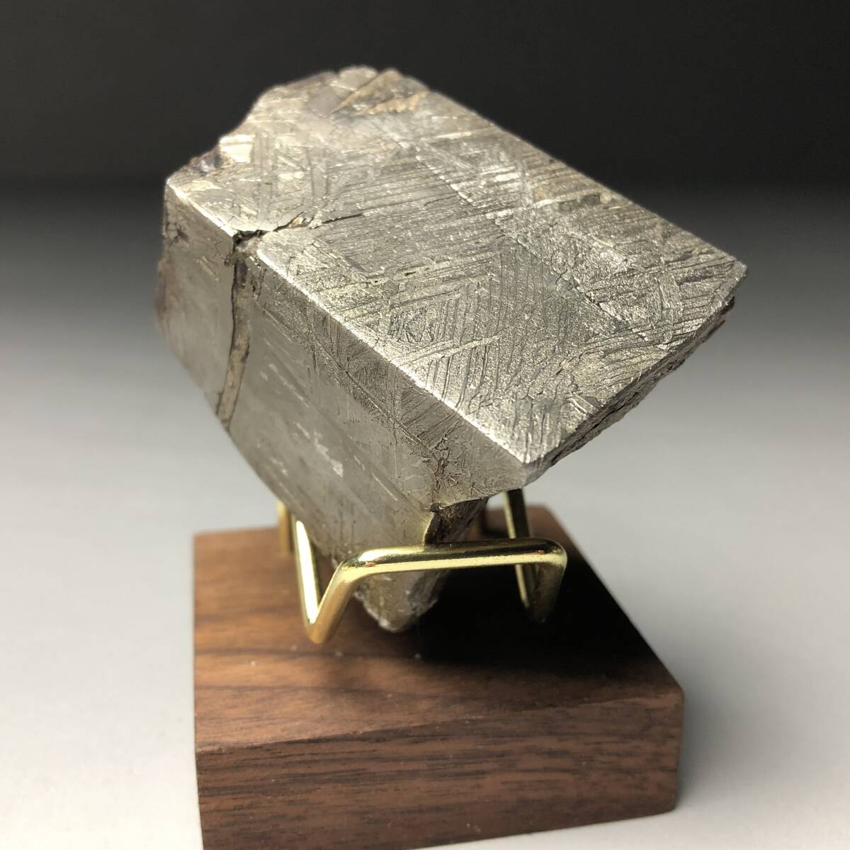 Yahoo!オークション -「アルタイ」(隕石) (岩石、鉱物)の落札相場