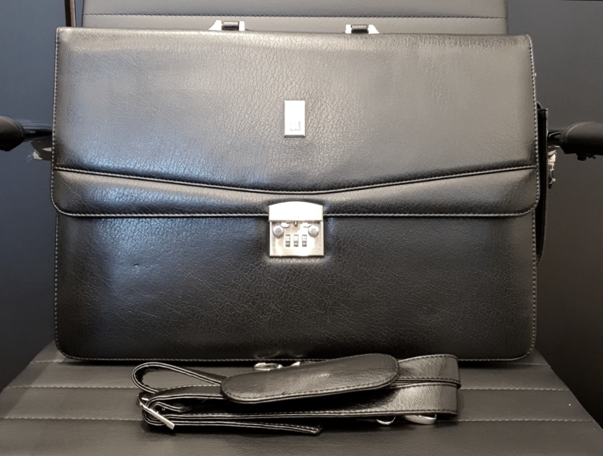 Yahoo!オークション -「ダンヒル ブリーフケース」の落札相場・落札価格