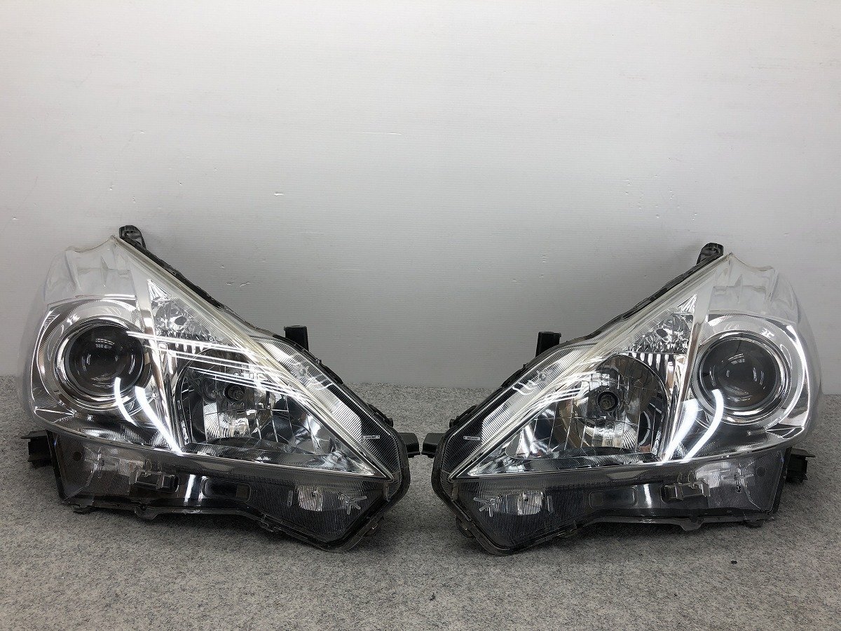 Yahoo!オークション -「プリウスα ヘッドライト 左右」の落札相場