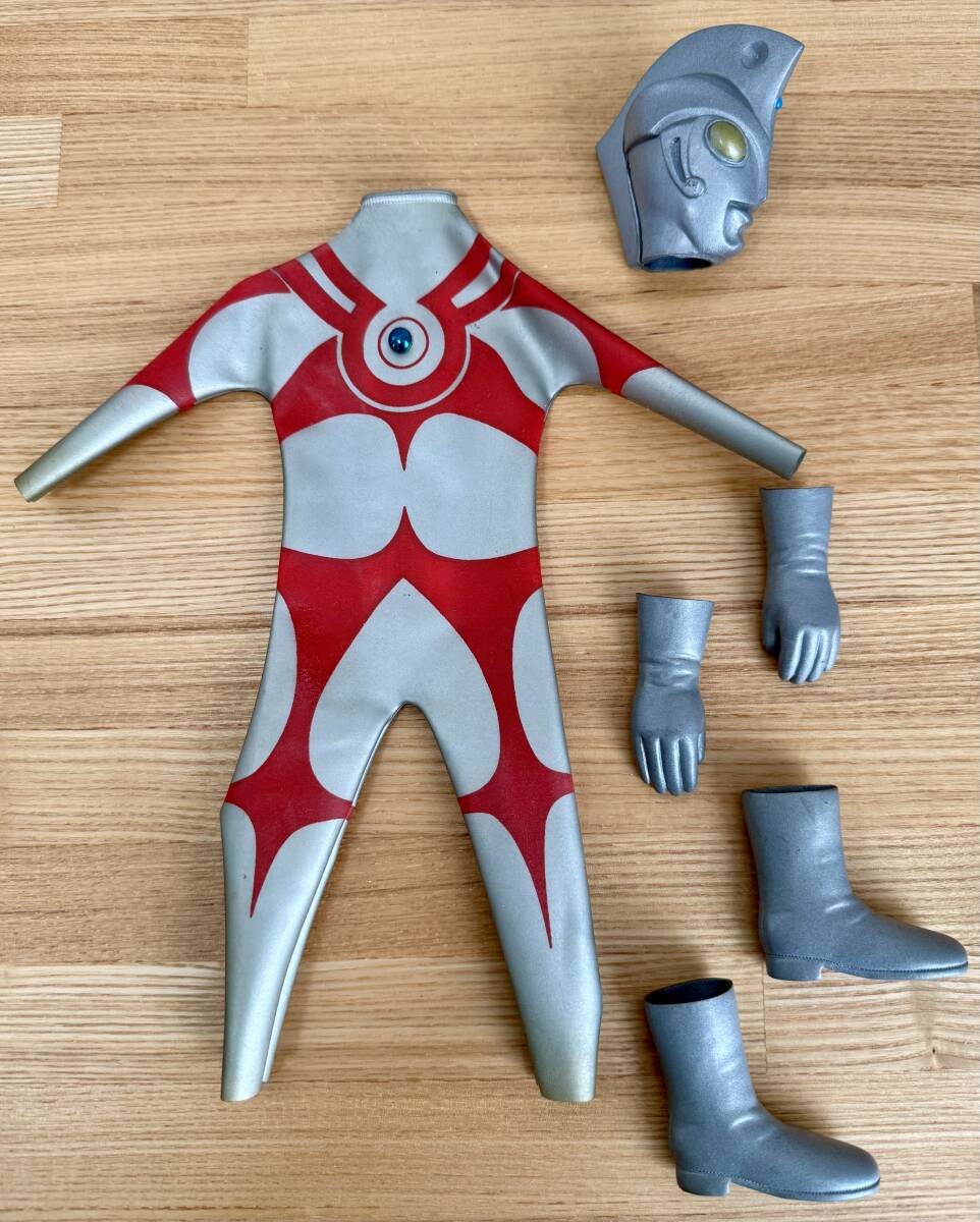 Yahoo!オークション -「変身サイボーグ ウルトラマン」の落札相場