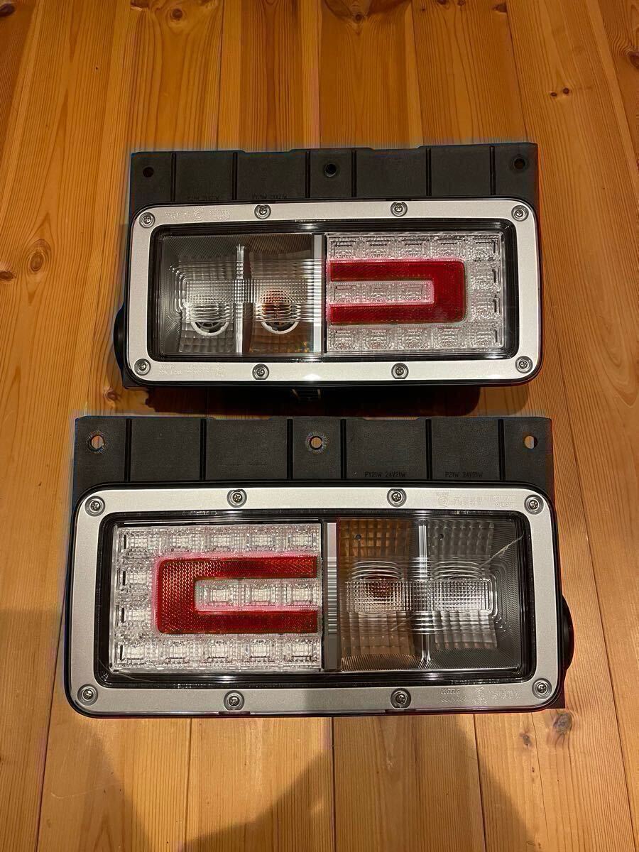 Yahoo!オークション -「日野 プロフィア 純正」(テールライト) (ライト