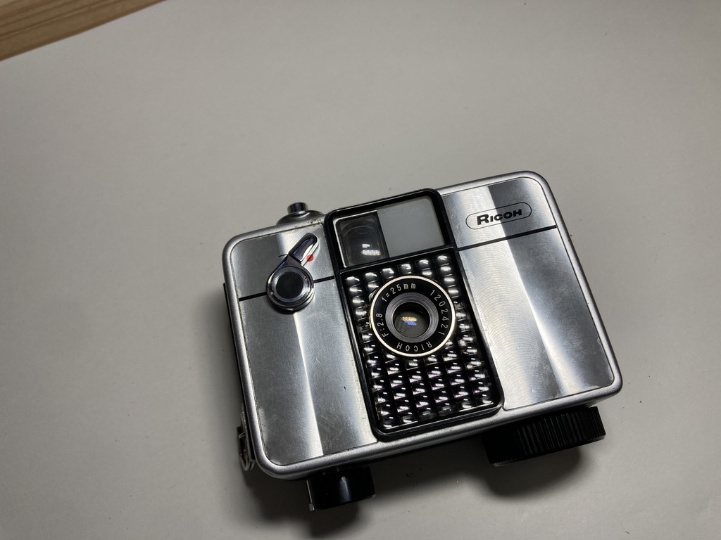 Yahoo!オークション -「ricoh auto half se」の落札相場・落札価格