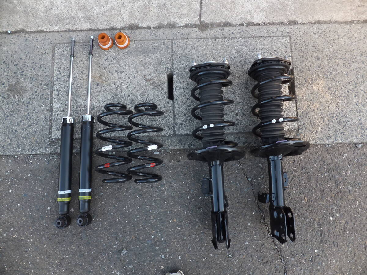 Yahoo!オークション -「ノア ヴォクシー 80 純正」(サスペンション