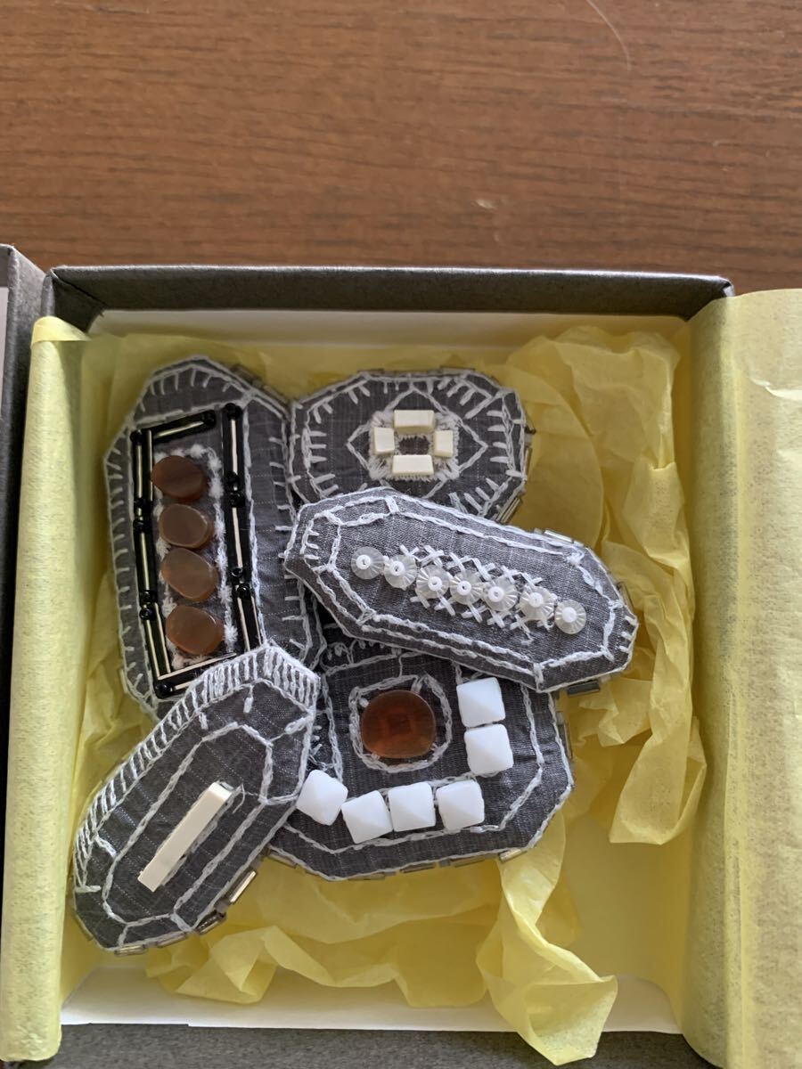 Yahoo!オークション -「mina perhonen ブローチ」(ミナ ペルホネン