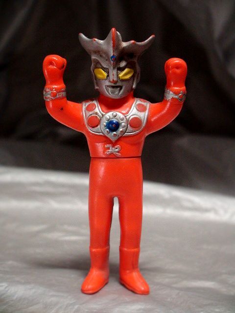 Yahoo!オークション -「ウルトラマンレオ タカトク」(ソフビ
