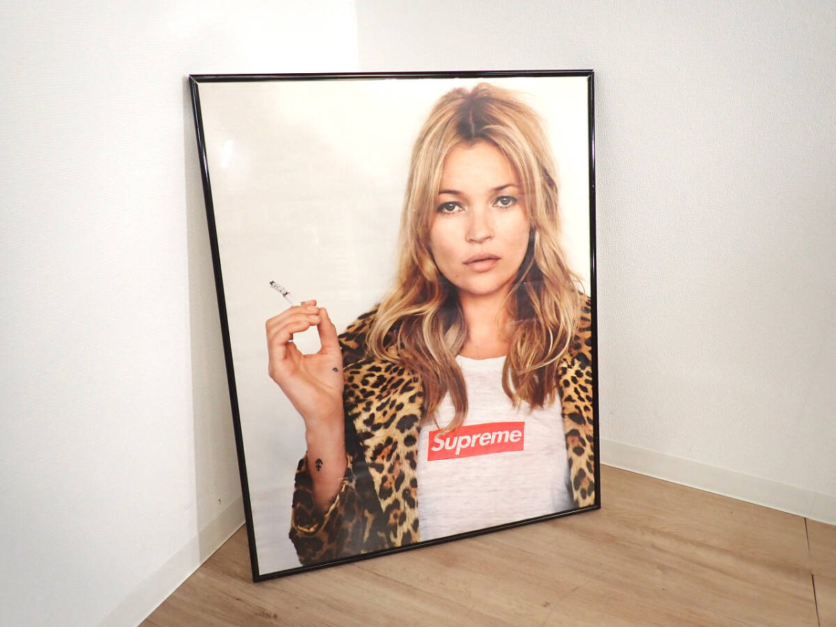 Yahoo!オークション -「ケイトモス supreme ポスター」の落札相場