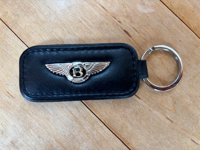 2026年最新】Yahoo!オークション -ベントレーキーホルダーの中古品