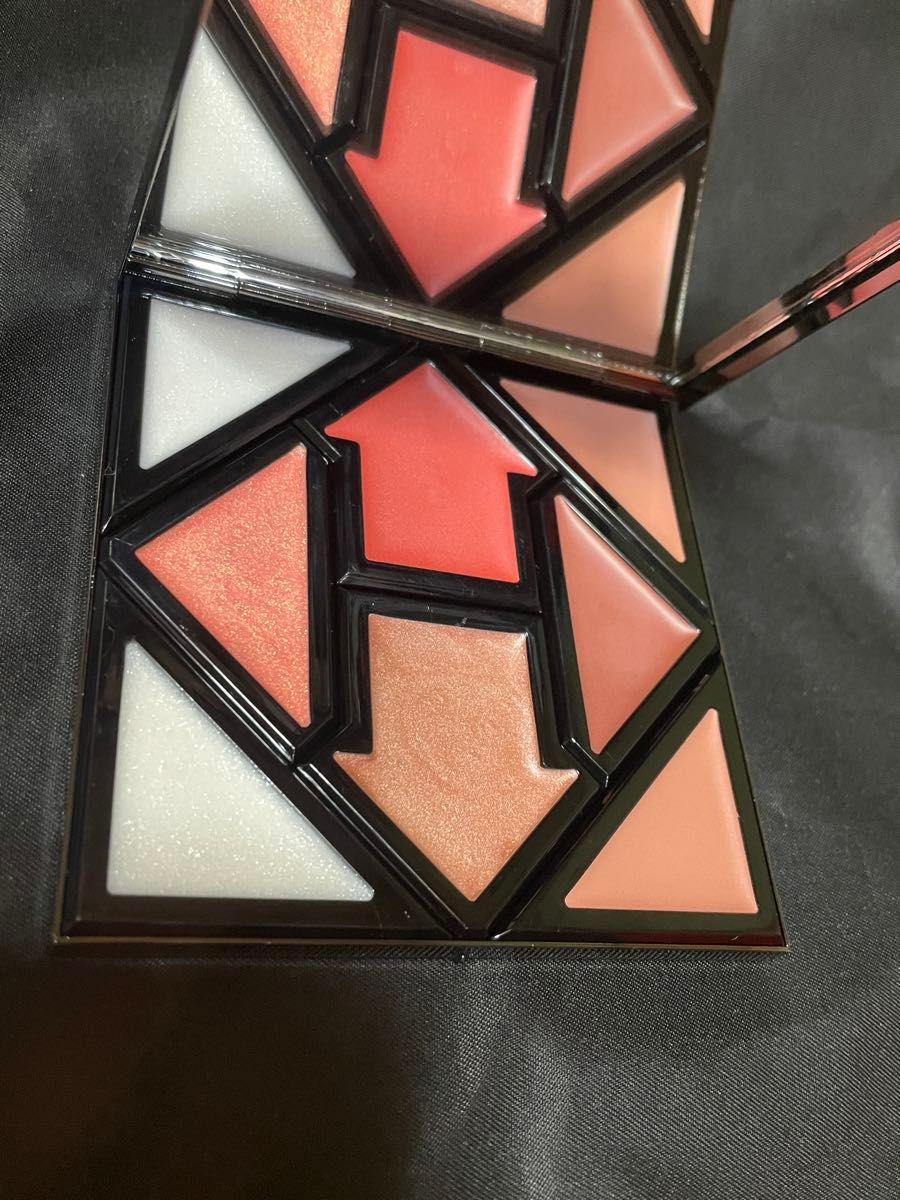 halzalma 惹きずり込まれる運命のアイシャドウ silver ハザマ hazama