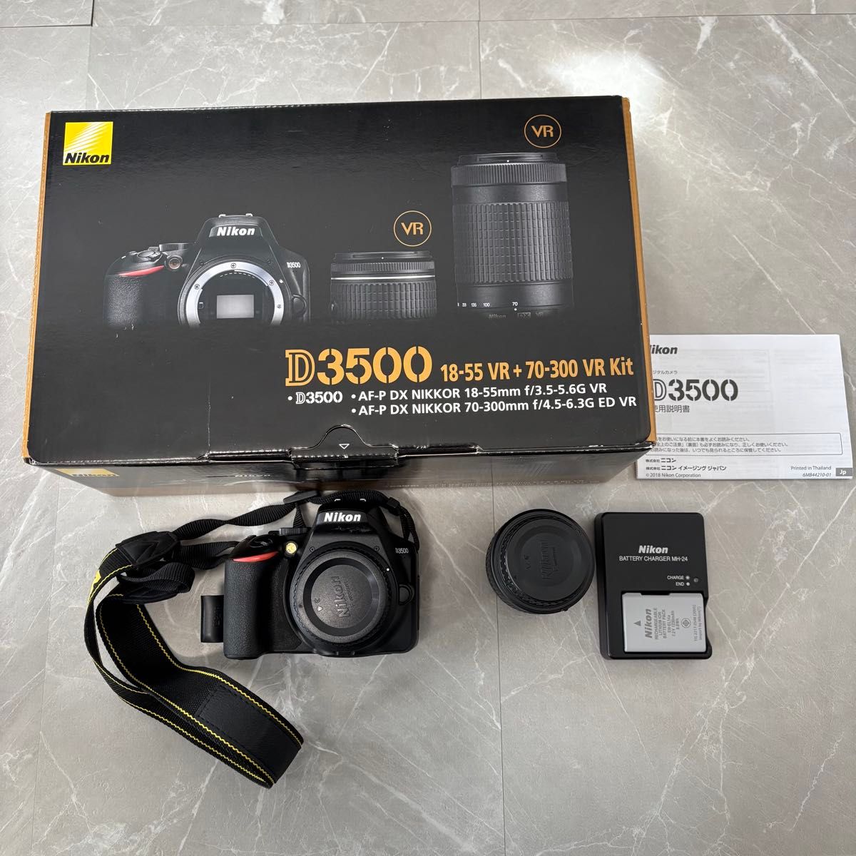 極美品/希少レッド】Nikon D3300 Wズームキットショット数6559回