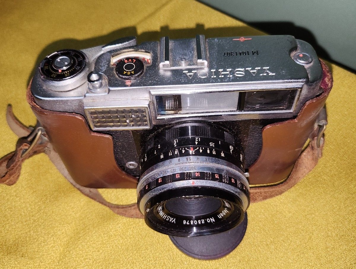 Supreme × YASHICA 21SSロゴフィルムカメラ｜Yahoo!フリマ（旧PayPay