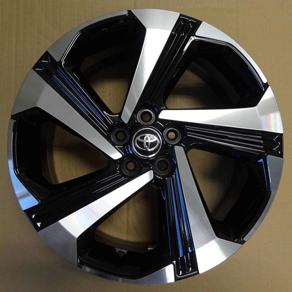 Yahoo!オークション -「ライズ」(17インチ) (ホイール)の落札相場