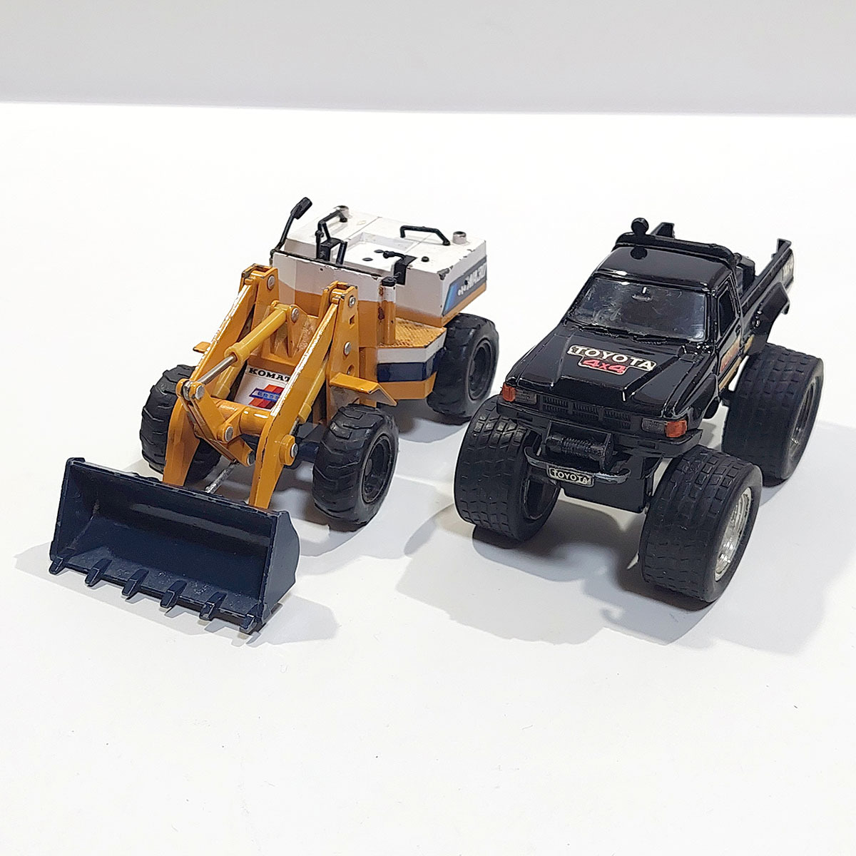 Yahoo!オークション -「フォードフェスティバ」(自動車) (ミニカー)の