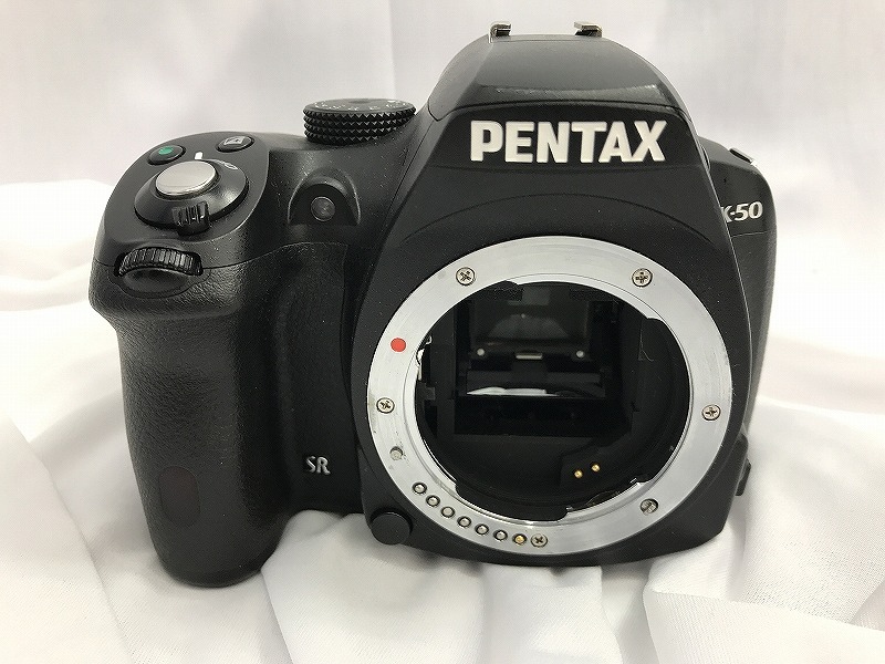 ペンタックス PENTAX K-50 レンズキット [ホワイト] オークション比較