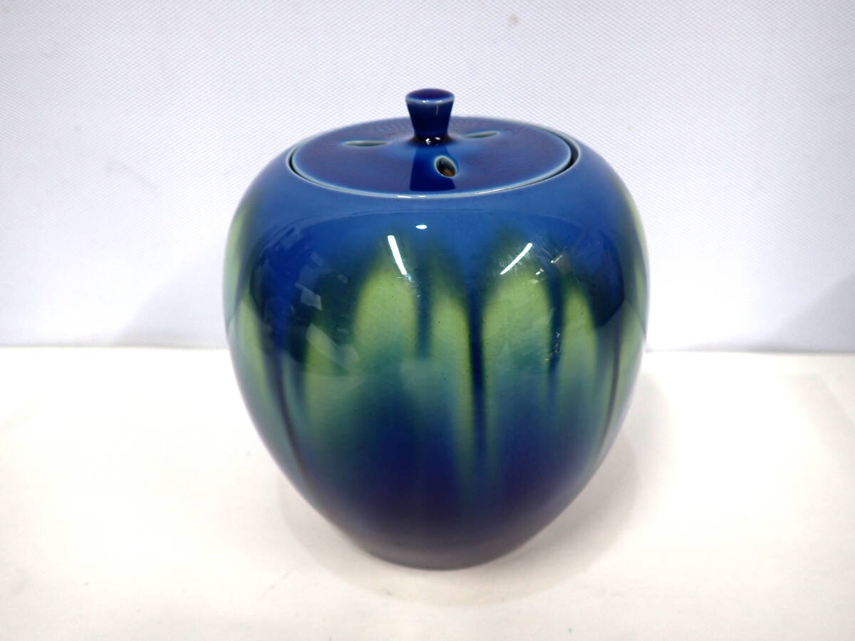 Yahoo!オークション -「徳田八十吉 三代」(花器、壷) (九谷)の落札相場