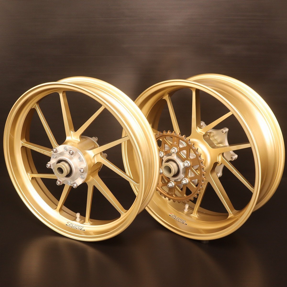 Yahoo!オークション -「cb1300 ゲイルスピード」の落札相場・落札価格