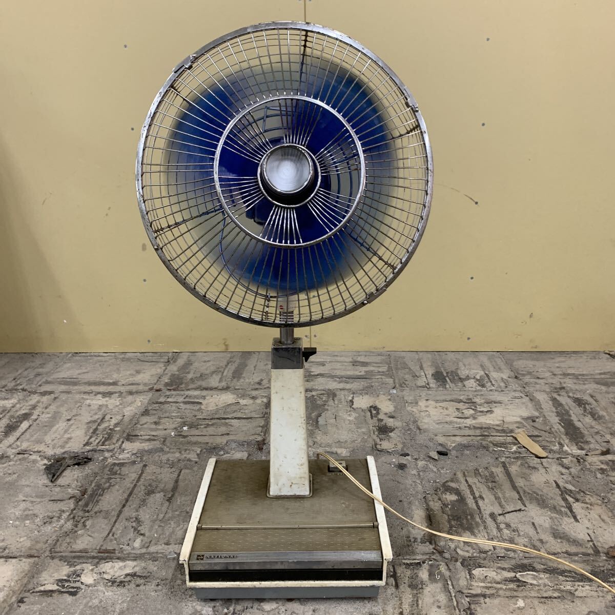 Yahoo!オークション -「ナショナル 扇風機 f-30」の落札相場・落札価格