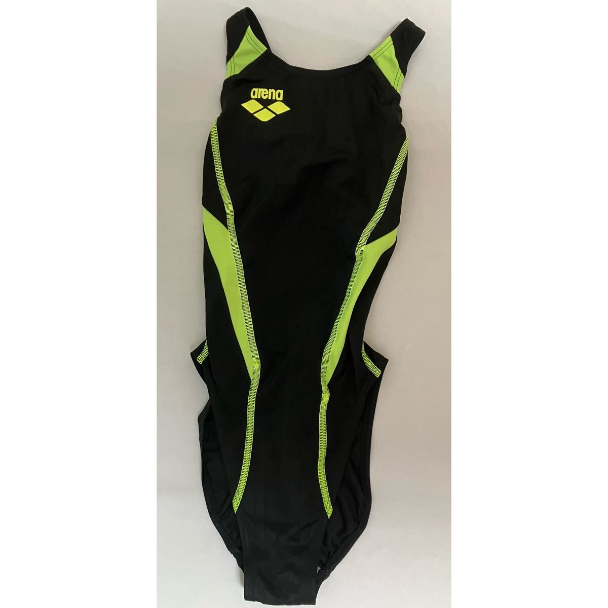 Yahoo!オークション -「arena 競泳水着 2507」(女性用) (スイムウエア