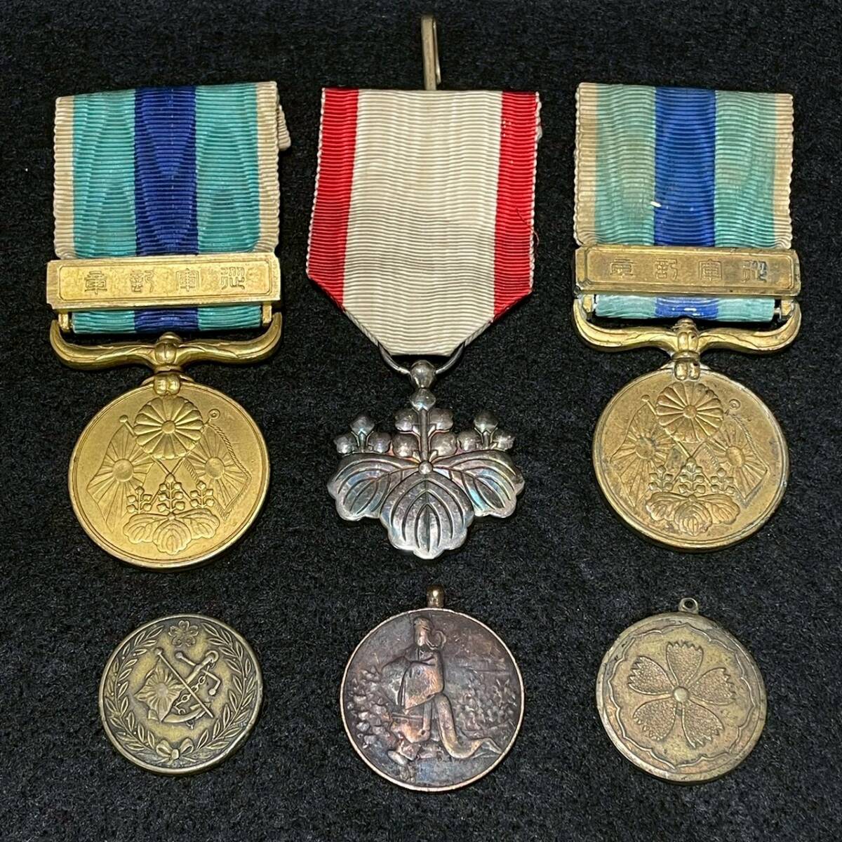 Yahoo!オークション -「明治三十七八年従軍記章」(勲章) (徽章)の落札