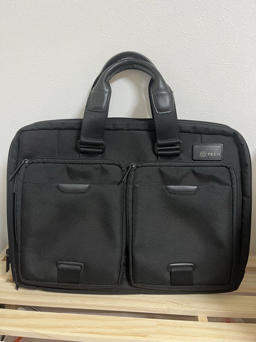 Yahoo!オークション -「tumi t-tech」(トゥミ) (と)の落札相場・落札価格