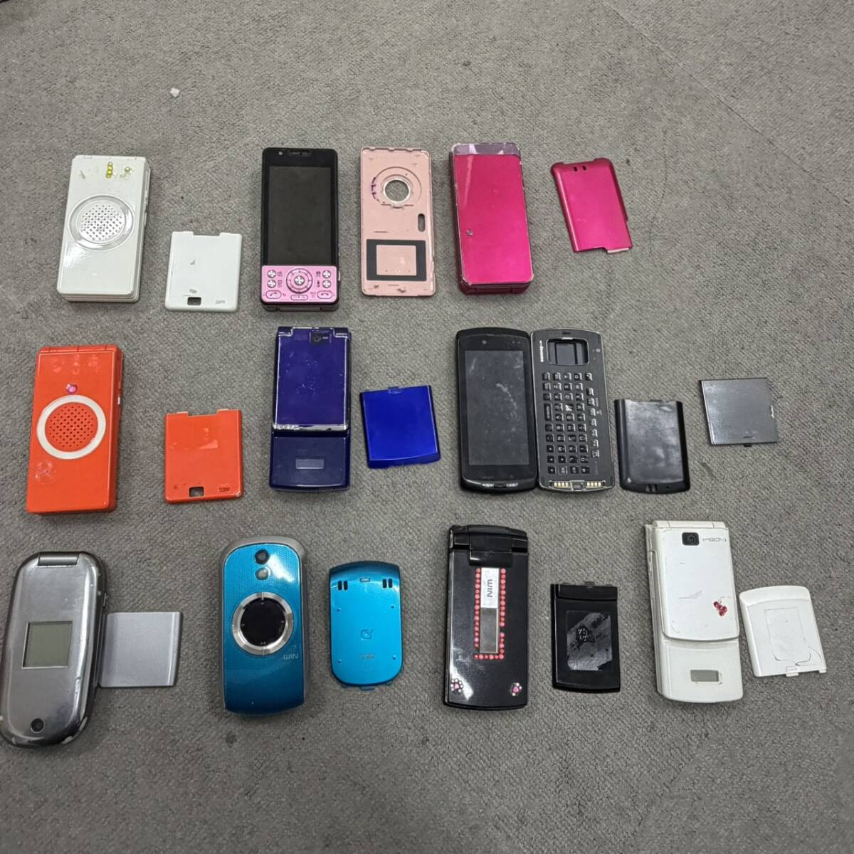 Yahoo!オークション -「ジャンク ガラケー」(NTTドコモ) (携帯電話本体