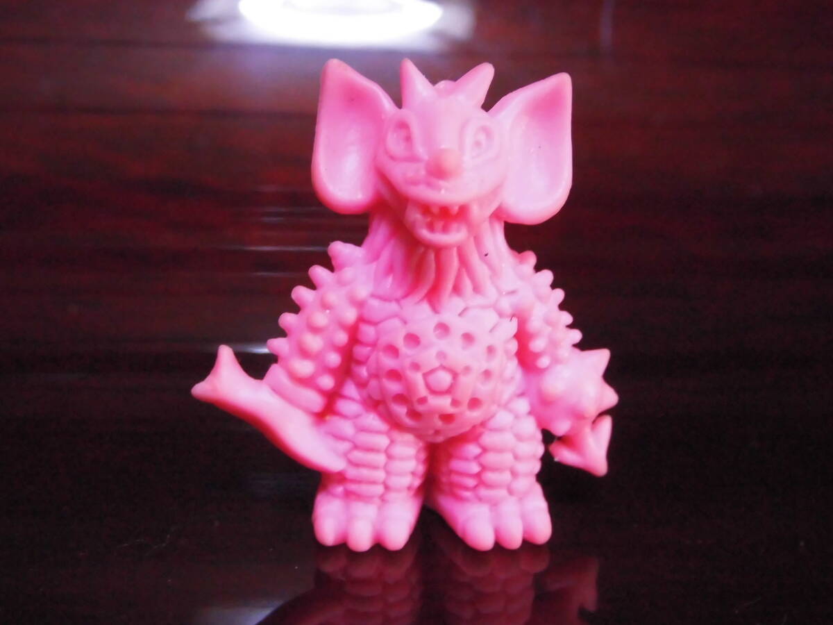 Yahoo!オークション -「怪獣消しゴム タイラント」の落札相場・落札価格