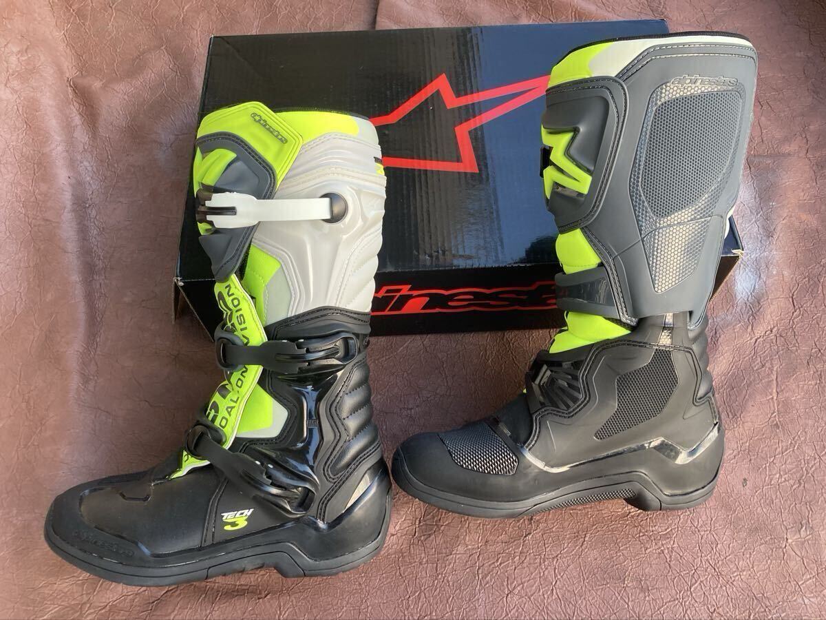 Yahoo!オークション -「アルパインスターズ テック3」の落札相場・落札価格