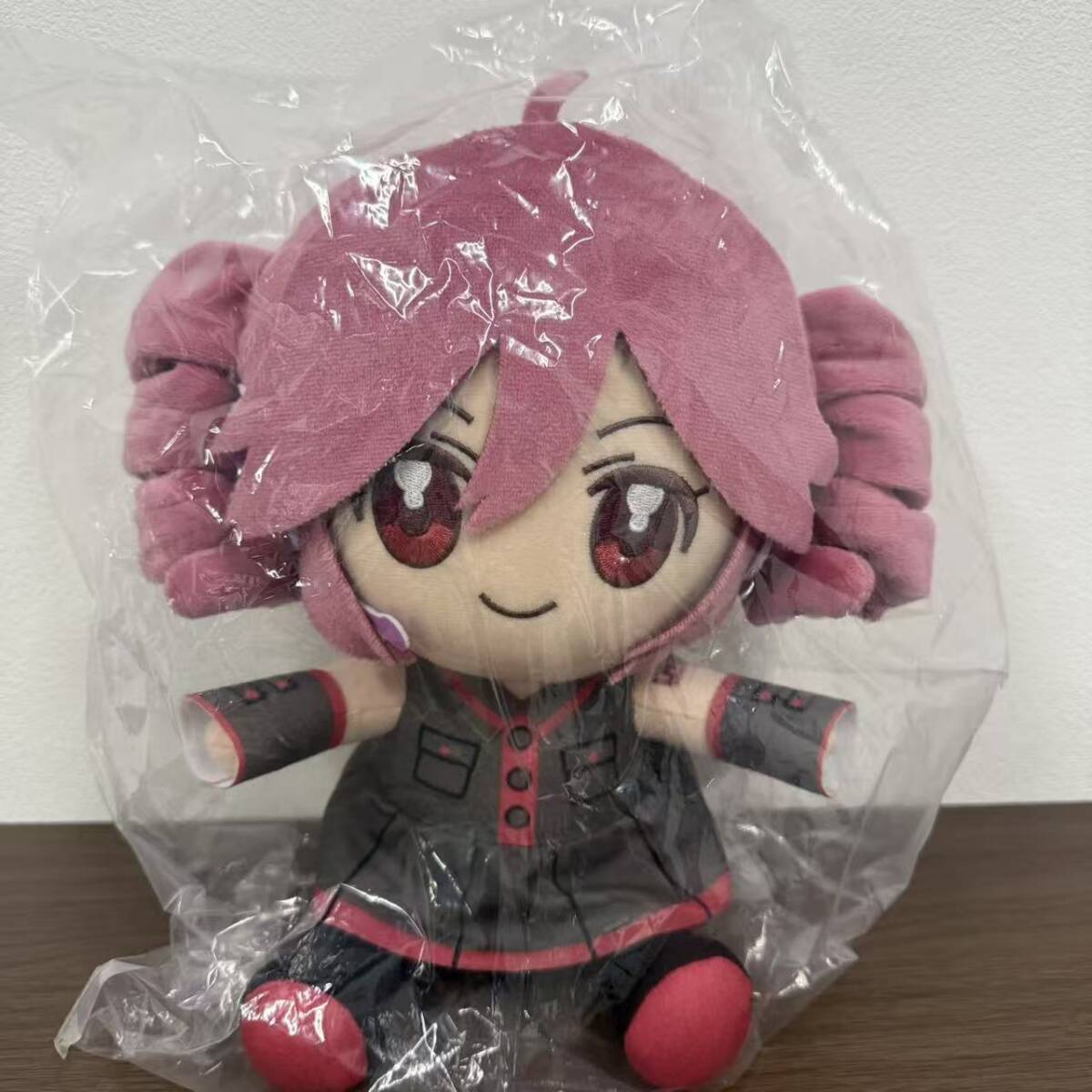 Yahoo!オークション -「重音テト おすわりbigぬいぐるみ」の落札相場