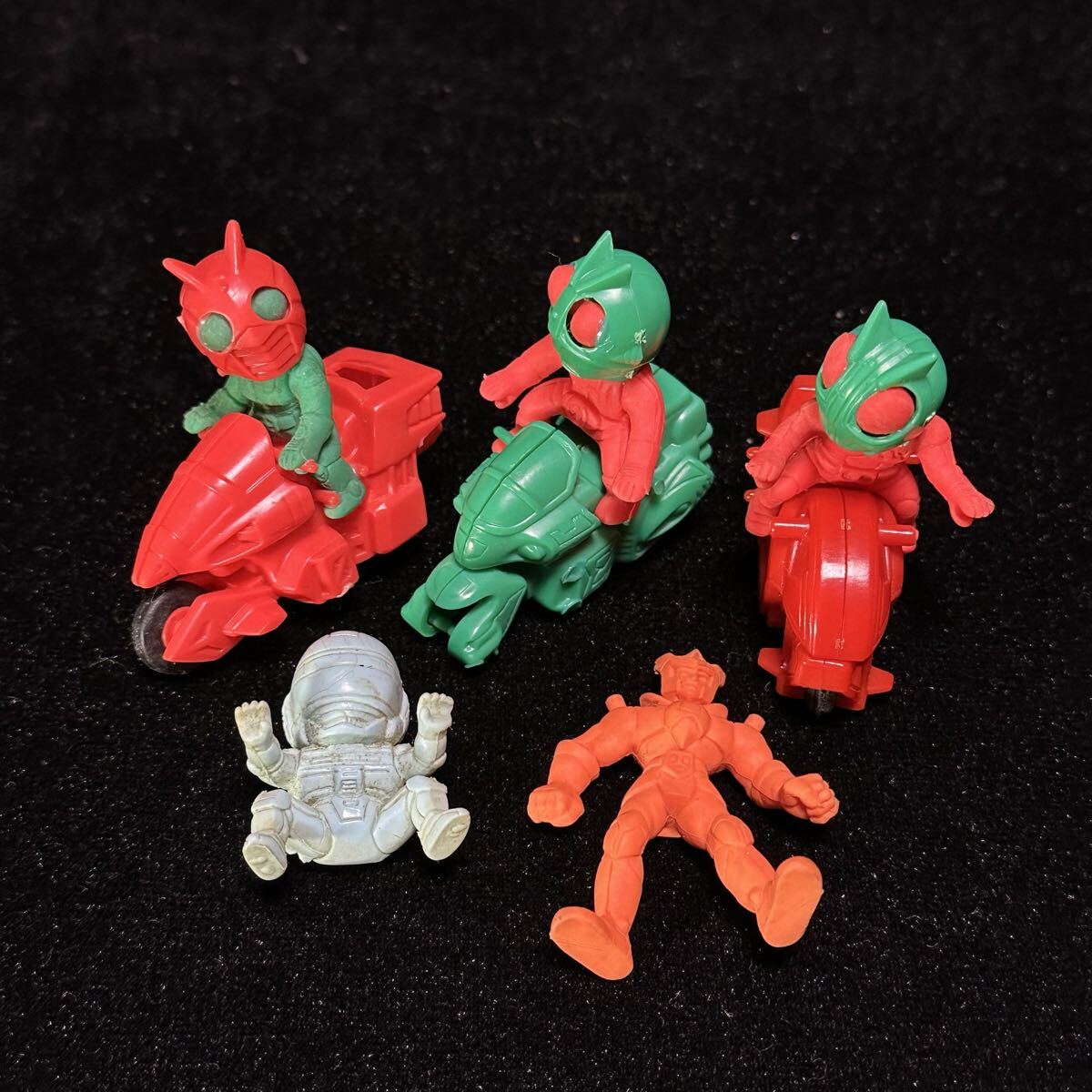 Yahoo!オークション -「仮面ライダー消しゴム」の落札相場・落札価格