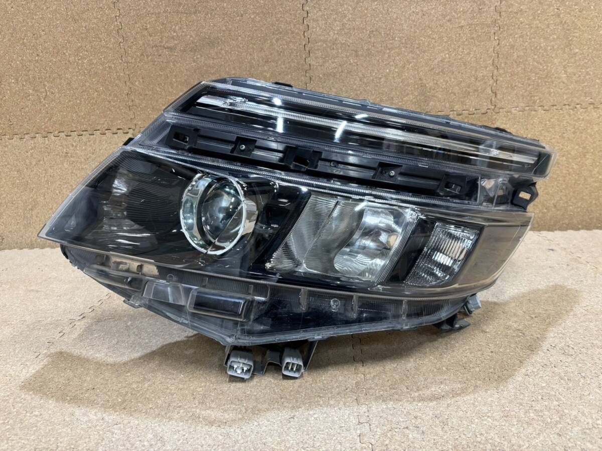 Yahoo!オークション -「ヴォクシー 80 ヘッドライト」の落札相場・落札価格