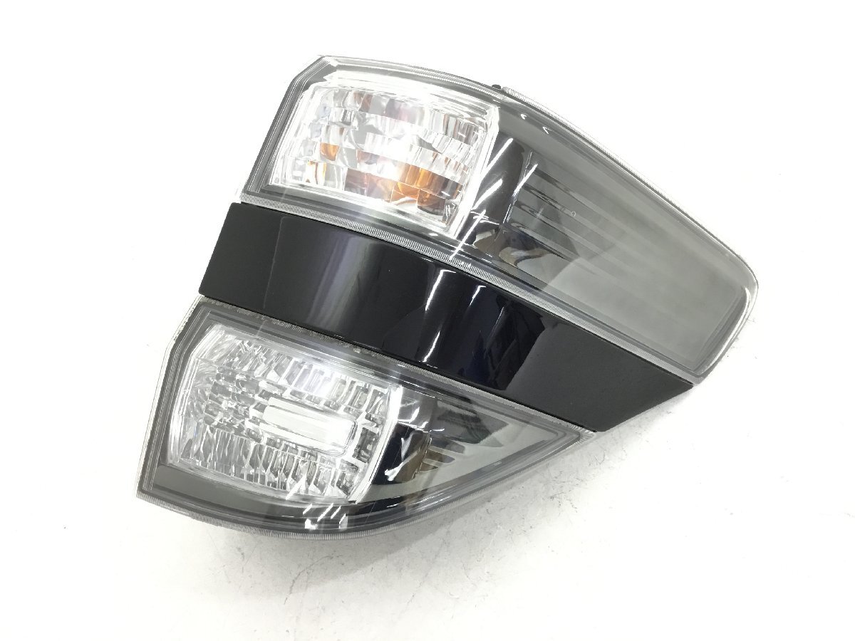 2026年最新】Yahoo!オークション -ヴェルファイア 20 テールランプ 右