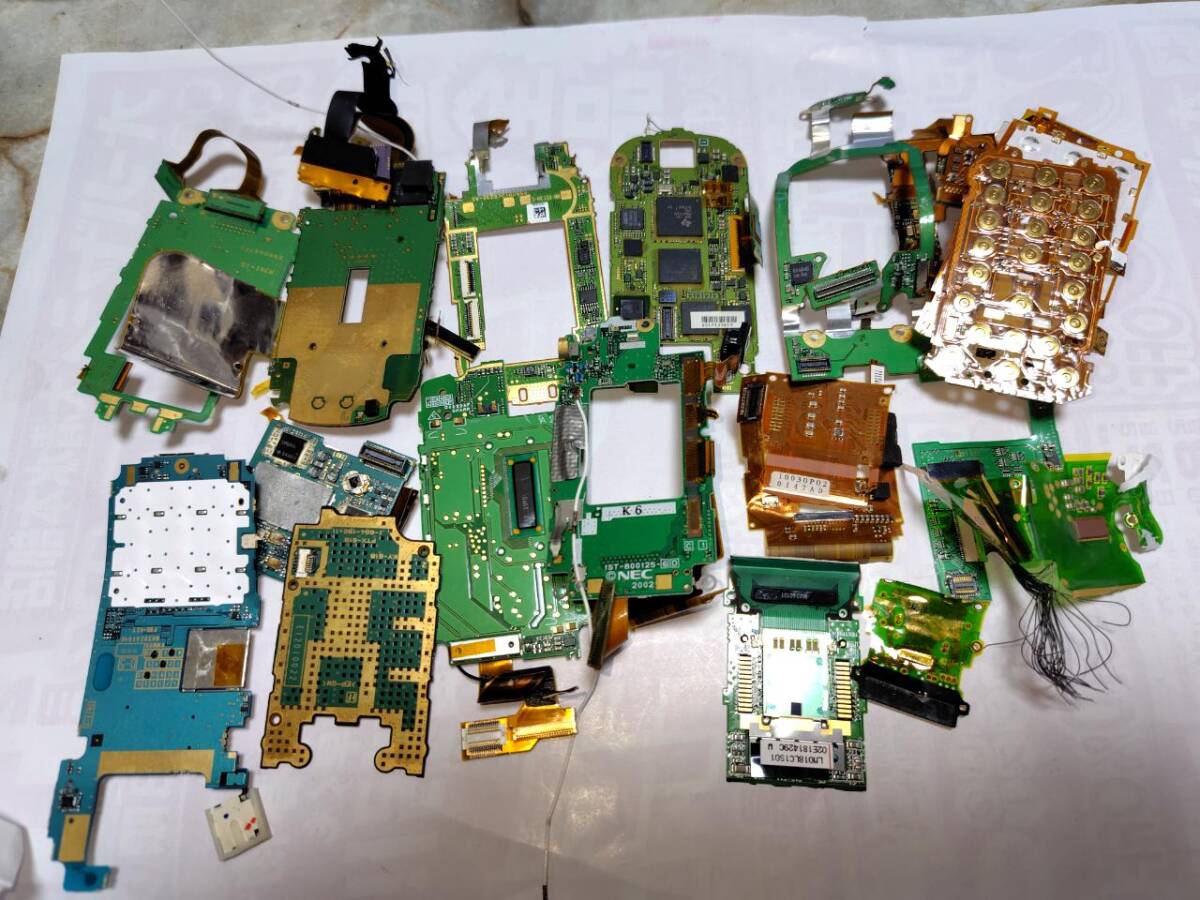 Yahoo!オークション -「基板(大量 kg 都市鉱山 金 まとめて)」の落札