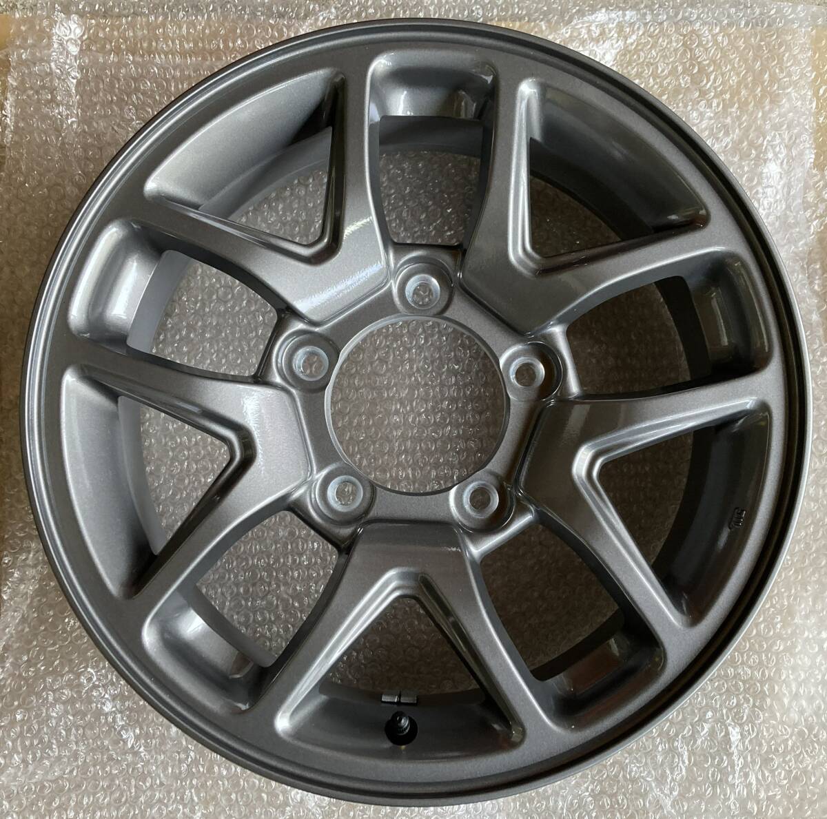 Yahoo!オークション -「ジムニー 新車外し ホイール」の落札相場・落札価格