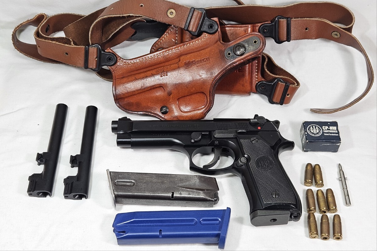 Yahoo!オークション -「mgc ベレッタ m9」の落札相場・落札価格