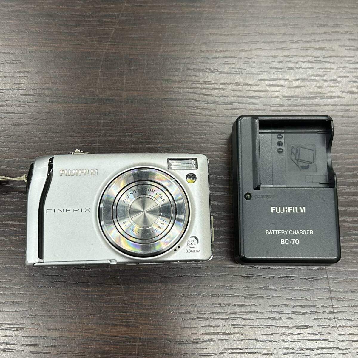 Yahoo!オークション -「finepix f40fd」の落札相場・落札価格