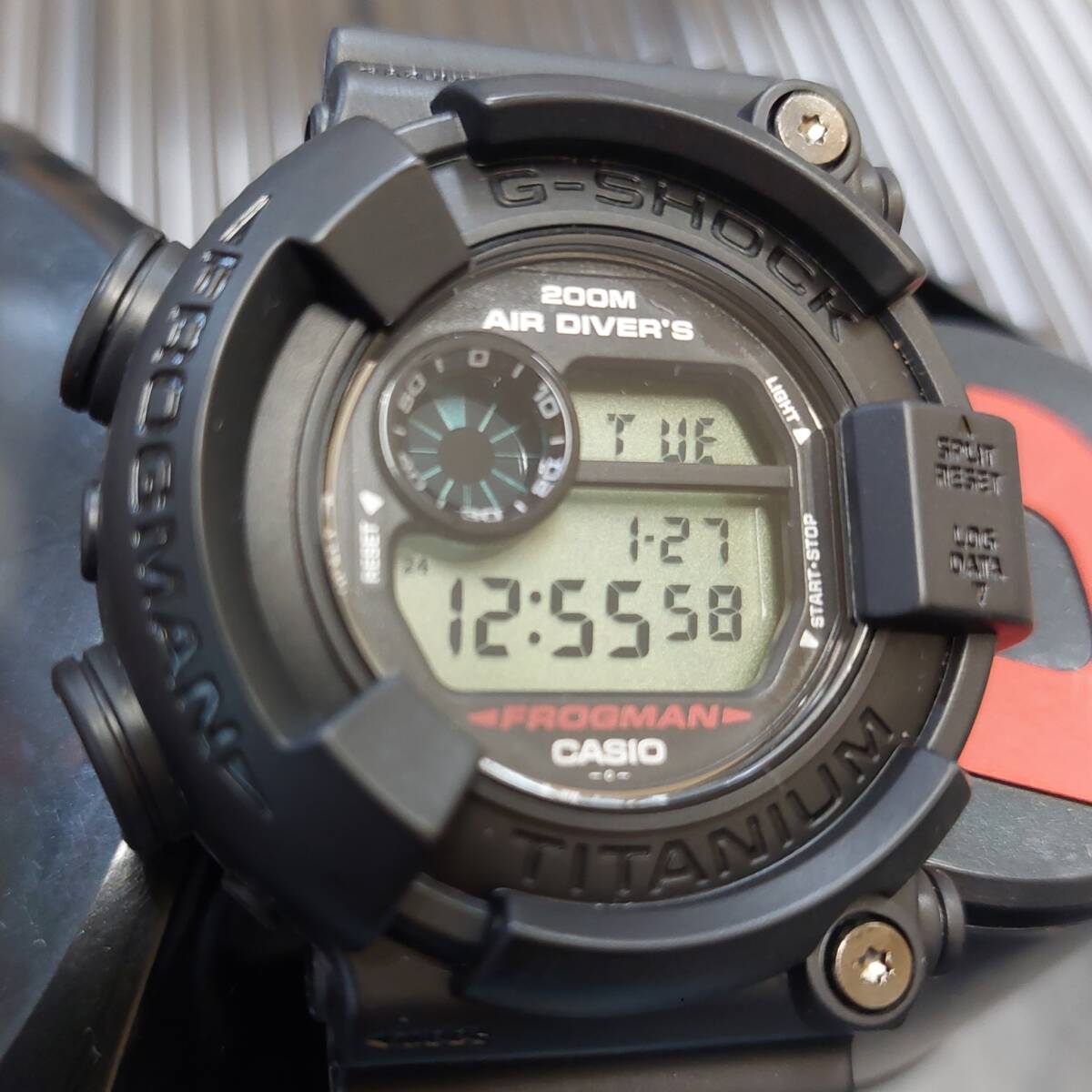 Yahoo!オークション -「フロッグマンメンインブラック」の落札相場