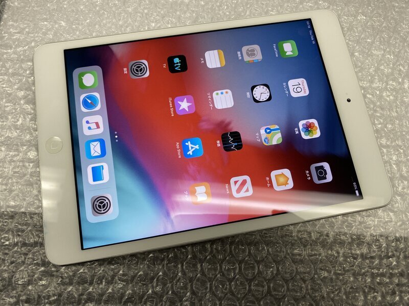 Apple iPad mini 3 Wi-Fi+Cellular 16GB docomo [シルバー