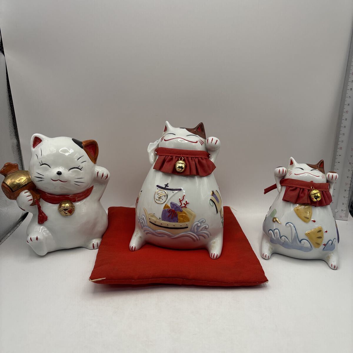 Yahoo!オークション -「招き猫 貯金箱」の落札相場・落札価格