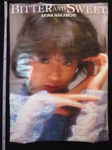 Yahoo!オークション - 中森明菜 明治製菓 B1 ポスター