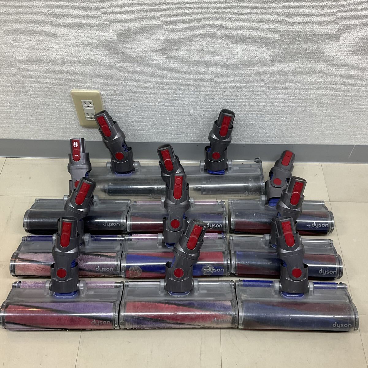 Yahoo!オークション -「ダイソン v11 ジャンク」の落札相場・落札価格