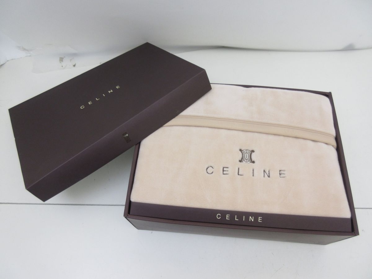 Yahoo!オークション -「セリーヌ アクリルニューマイヤー毛布」の落札