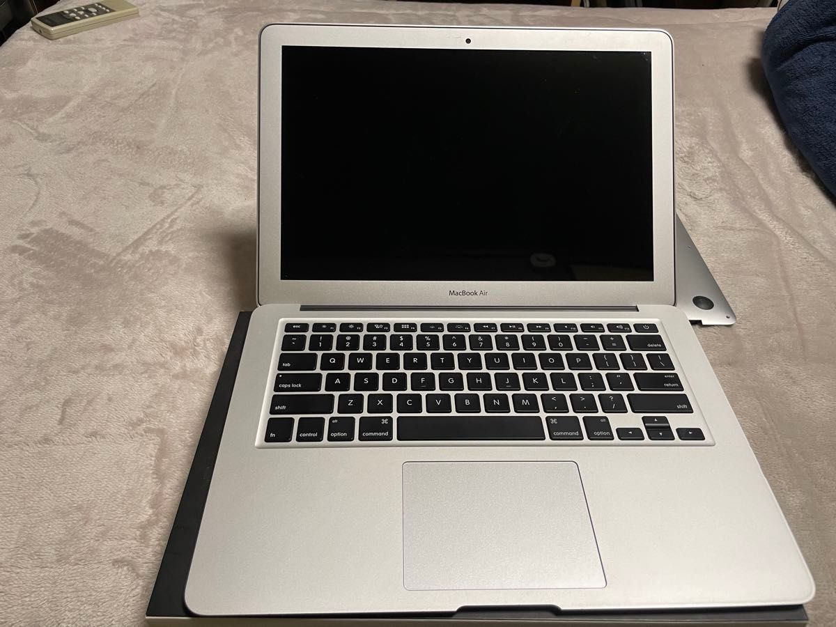 ジャンク APPLE MacBook Air MC969J/A 美品｜Yahoo!フリマ（旧PayPay