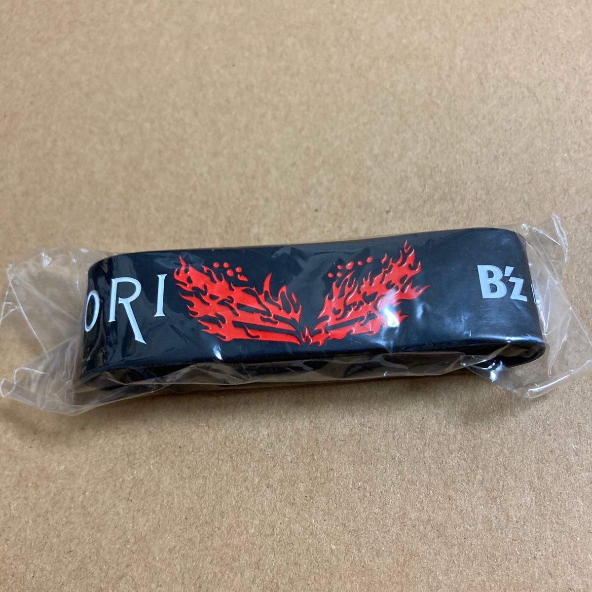 B'z LIVE-GYM Pleasure 2018 HINOTORI ラバーバンド 未使用品｜Yahoo