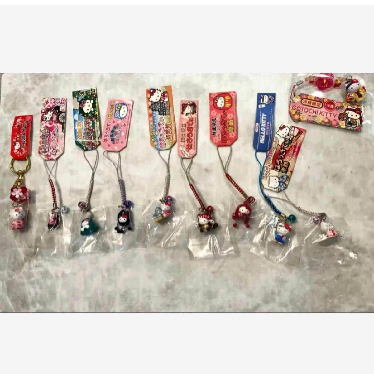 ハローキティ ご当地キティ 日焼けキティ ヒョウ柄 大阪限定 日本 お