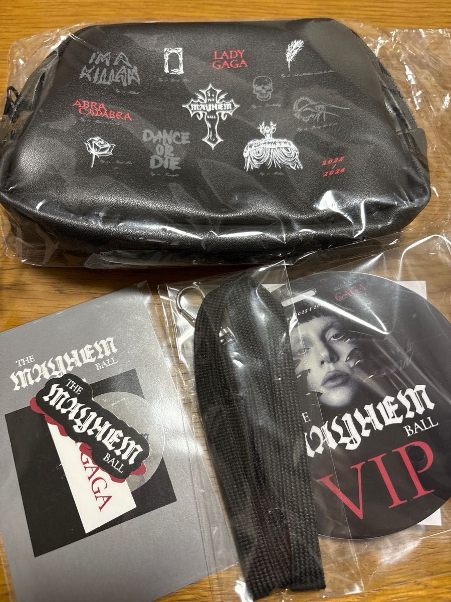 LADY GAGAのTHE MAYHEM BALL JAPAN 2026のVIP専用グッズフルセット