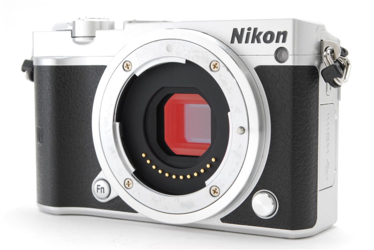写真も動画も撮れる万能モデル】Nikon D3100 スマホ転送 コスパ抜群の