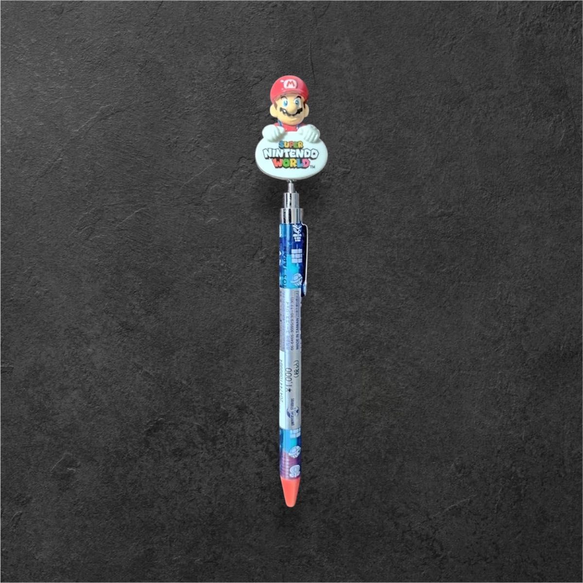 BTS JIN ジン 着用 ユニバ マリオ ベスト USJ Echo Nintendo World